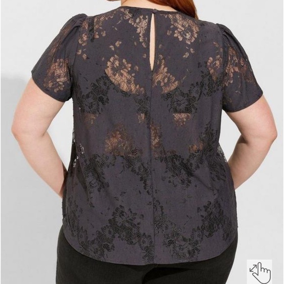 Torrid Abbey Lace Short Sleeve Blouse Size 2 - Picture 3 of 9